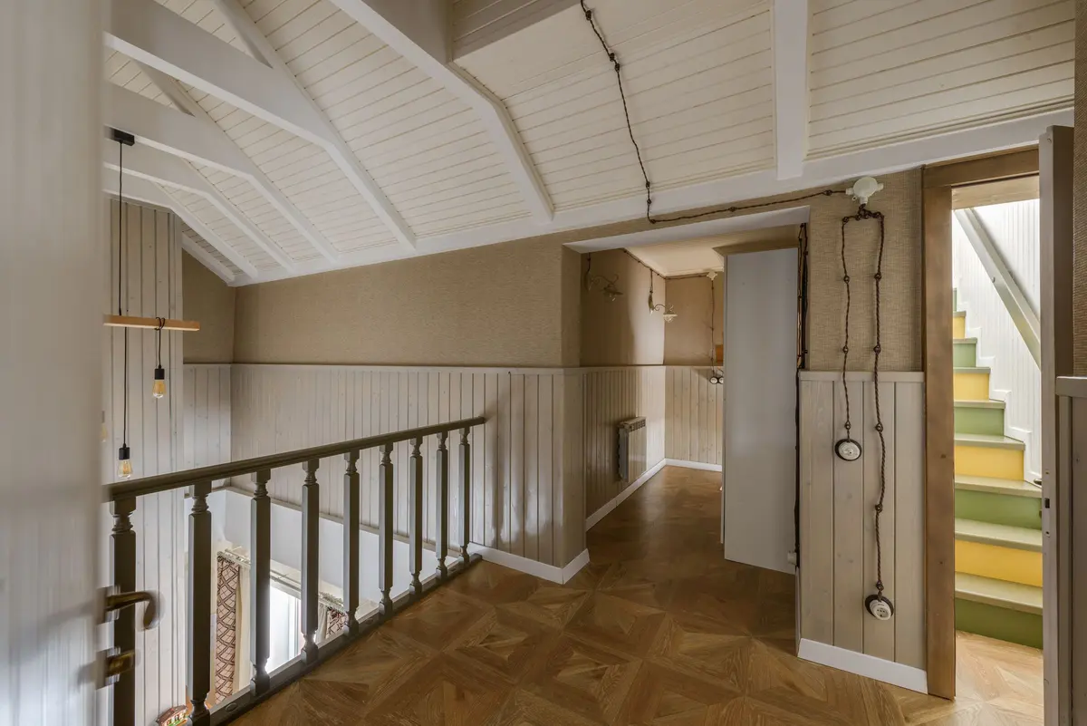Cozy stair treads and trim in a hallway
